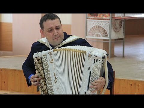 Видео: Наиль Сагдиев зажигает! Супер музыкант