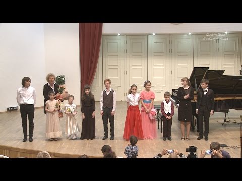 Видео: 2015 Фортепианный вечер класса Марченко М.А. (ЦМШ) / Piano class recital of prof. @marchenkomira464