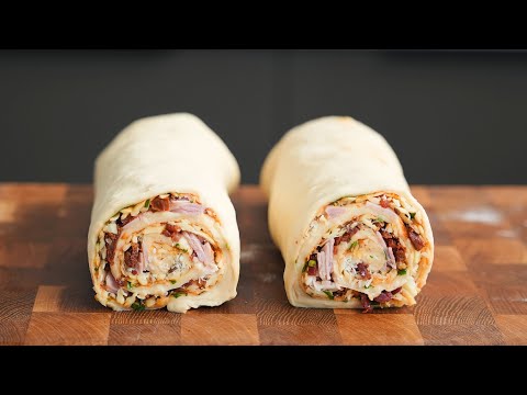 Видео: Рецепта за Колбастик Рулца с Много Бекон и Шунка