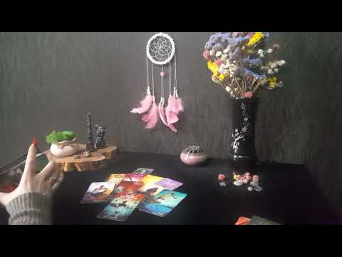 Видео: 4 Королевы: В Чем Вас Ждет Удача в Ближайшее Время?!.