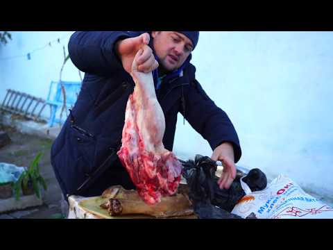 Видео: Почему узбекский холодец считается самым вкусным??!!!!Узбекистан.Холодец в казане на костре.