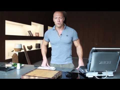 Видео: Приступ обжорства