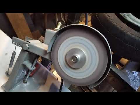 Видео: Станок для заточки цепей к бензопиле.