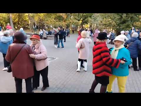 Видео: 20.10.24г..."Счастье Рядом"... Жора Затонский... звучит на танцполе в Гомеле...