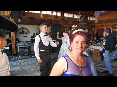 Видео: Свадбата на годината на траичо и деси