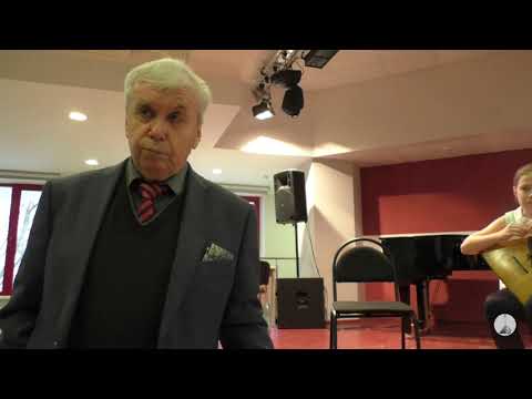 Видео: Профессор Владимир Болдырев. Мастер - класс по балалайке