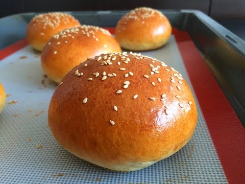 Видео: БУЛОЧКА ДЛЯ БУРГЕРА! Нежнейшая, вкуснейшая и не твердеющая булочка.