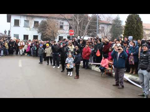 Видео: ПАРАДЪТ НА МЕЧКАРИТЕ В С ГИГЕН ПЛЕВЕНСКО 2014 Г ЧАСТ 3