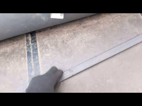 Видео: Выгибается слань- книжка лодки Аква 3200СКК  . Решение. 