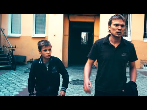 Видео: Чужие близкие / короткометражный фильм