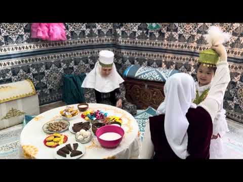 Видео: “Анам, әжем және мен” байқауы. “Айгөлек” тобы Марат Баян, 4 жаста