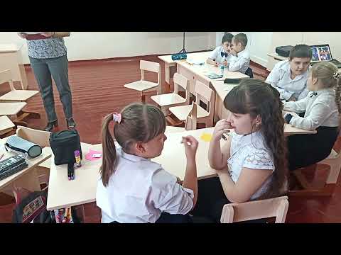 Видео: Классный час "Учимся дружить". 3 класс