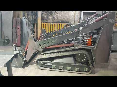 Видео: Гидравлика, капот. Мини погрузчик гусеничный. С-11