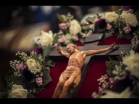 Видео: Воздвижение Креста Господня / The Universal Exaltation of the Precious and Life-giving Cross