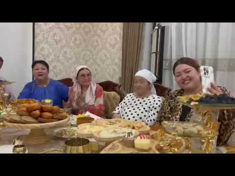Видео: Туған күн кешінде(архив)