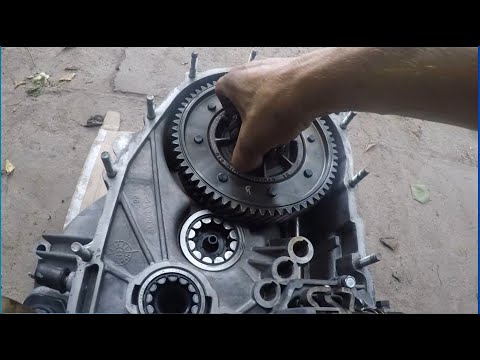 Видео: Заклинил механизм переключения передач  КПП  приора