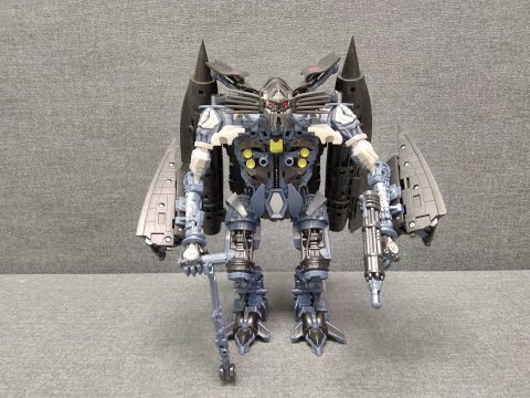 Видео: Обзор трансформера Jetfire - Leader class - Revenge of the Fallen. Музей Р-ТФ.