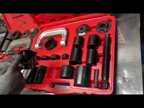 Видео: Сравнение и обзор пресса для шаровых шарниров из 21 детали