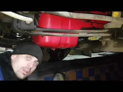 Видео: Cummins ISX 15.  Газы в расширительном бачке.