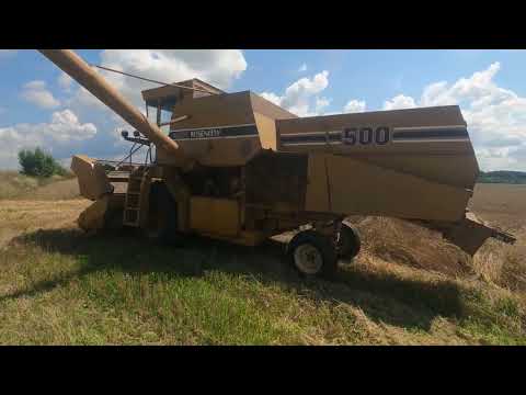 Видео: Жнива 2023, Сампо 500 ,молотим пшеницю і поломка.