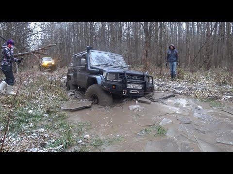 Видео: Off-road "Прокатимся по-взрослому", TLC 78, TLC 80, УАЗ 469 и Jeep Wrangler в осеннем лесу| Часть 1