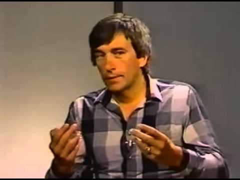 Видео: Беседа Джона Глэда с Сашей Соколовым 1986