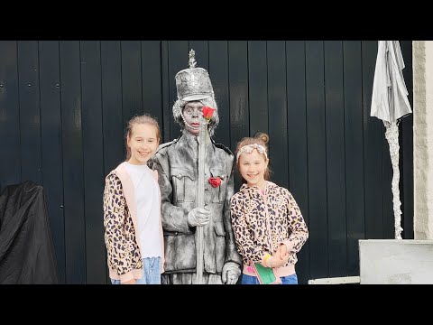 Видео: Живые статуи в Торне 2024 | Ежегодная выставка