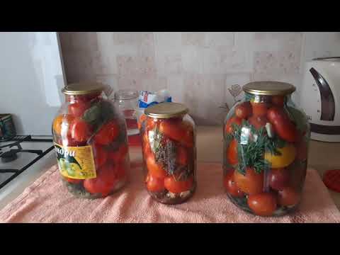 Видео: ТОМАТ МАРИНОВАННЫЙ НА ЗИМУ//ЖИЗНЬ В ДЕРЕВНЕ//