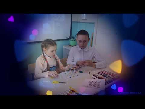 Видео: Между первым и последним звонком