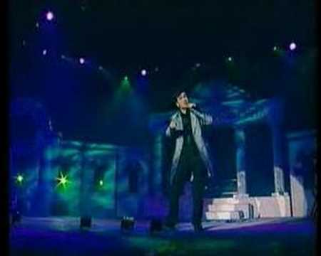 Видео: "СТУК КОЛЕС" поет Михаил МИХАЙЛОВ