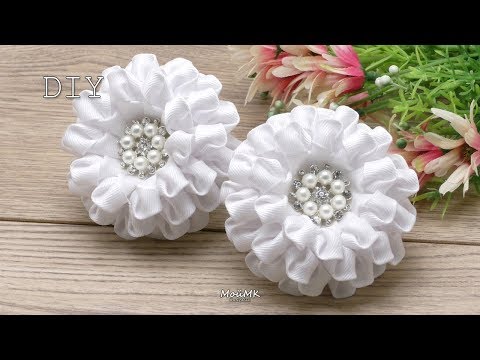 Видео: Белые банты в школу МК DIY Lush White Bows