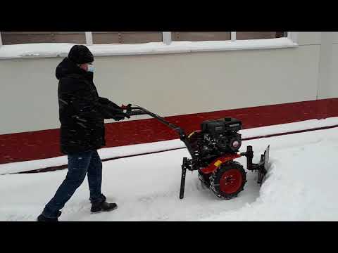 Видео: Мотоблок Ока и Отвал