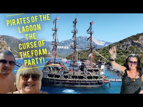 Видео: Вечеринка на пиратском корабле в Турции 🇹🇷 Пена, музыка и смех!”