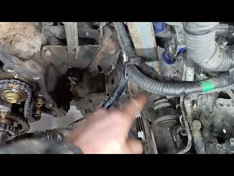 Видео: 3RZ-FE замена прокладки ГБЦ и цепи ГРМ. toyota hiace Regulus