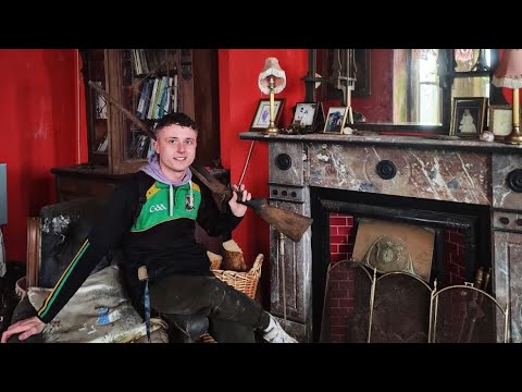 Видео: В заброшенном особняке ИРА в Ирландии, предположительно, обнаружено оружие
