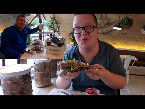 Видео: Посетили Селёдочную / Чистые Пруды / Парящий Мост / ВЛОГ