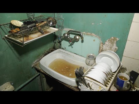 Видео: Как перевоспитать плохих родителей, а их детям вернуть детство?