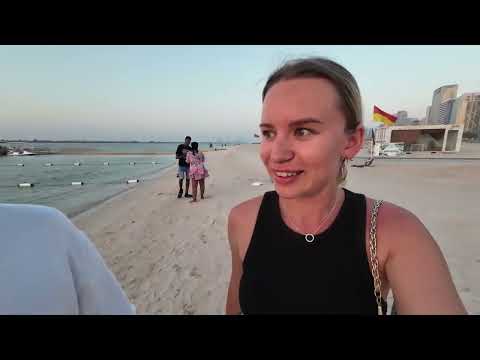 Видео: Не ДУБАЙ - первые впечатления от Абу-Даби. Набережная Корниш. Обзор отеля. ВЛОГ