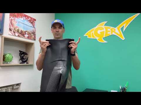 Видео: Как правильно хранить костюм со штанами без лямок .