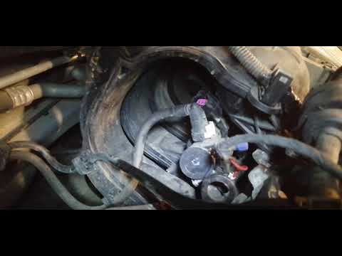 Видео: Citroen C4, 2010 г.в., 1,4. Троит двигатель, не тянет.