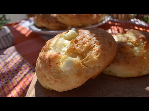 Видео: Мързеливи Сиренки без месене | Salty Breakfast  | Пирожки с сыром