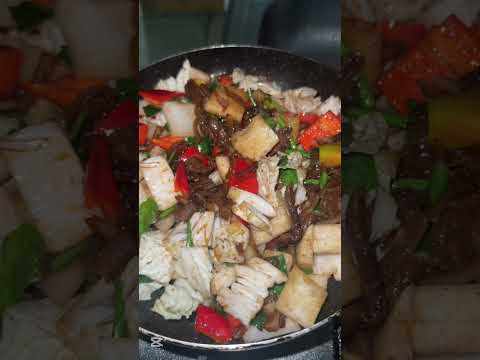 Видео: Ганпан 🍲 уйгурский рис с ароматной подливой – рецепт от Nigina ганфан #ганпан #уйгурскаякухня 