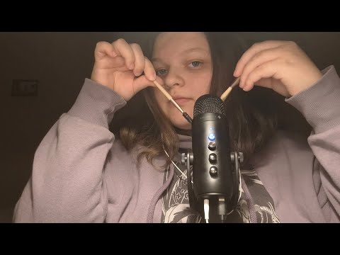 Видео: ASMR MICROPHONE SCRATCHING AND BRUSHES | АСМР ПОСТУКИВАНИЯ ПО МИКРОФОНУ И КИСТИ