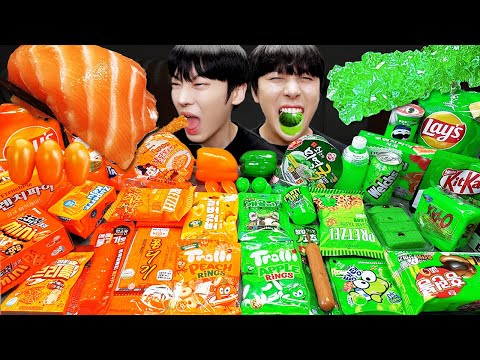 Видео: АСМР МУКБАНГ | медовое желе галактики, конфеты, апельсин против зелени, желе из лапши, мороженое