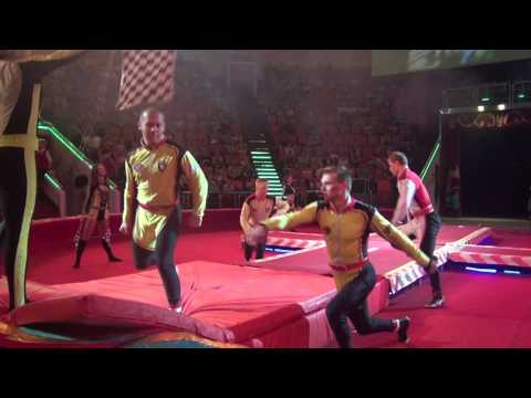 Видео: Акробаты-прыгуны на дорожке "Лобби раш" п/р С.Крицкого