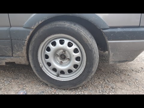 Видео: Замена подрамника Passat B3 на коленке ;)