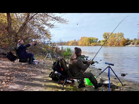 Видео: СПРАВЖНІЙ БАТЛ НА ТОПОВУ СНАСТЬ - неочікуваний фінал риболовлі!