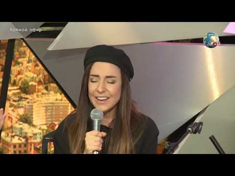 Видео: 2Маши - Босая. Концертный зал. Страна ФМ LIVE