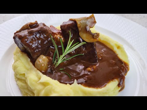 Видео: Говядина по-бургундски / @JanaCJany