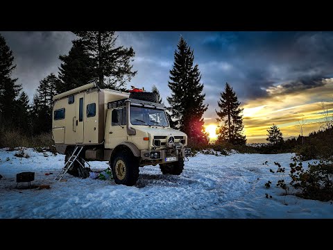 Видео: В ЛАГЕРЕ МЫ ПОПАДАЛИ В СИЛЬНУЮ ШТОРМУ